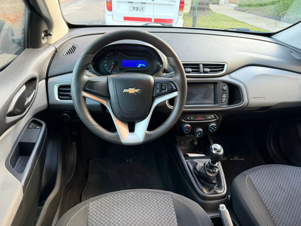 Chevrolet Onix LT — foto 11